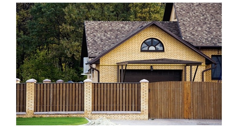 Wysokość ogrodzenia frontowego