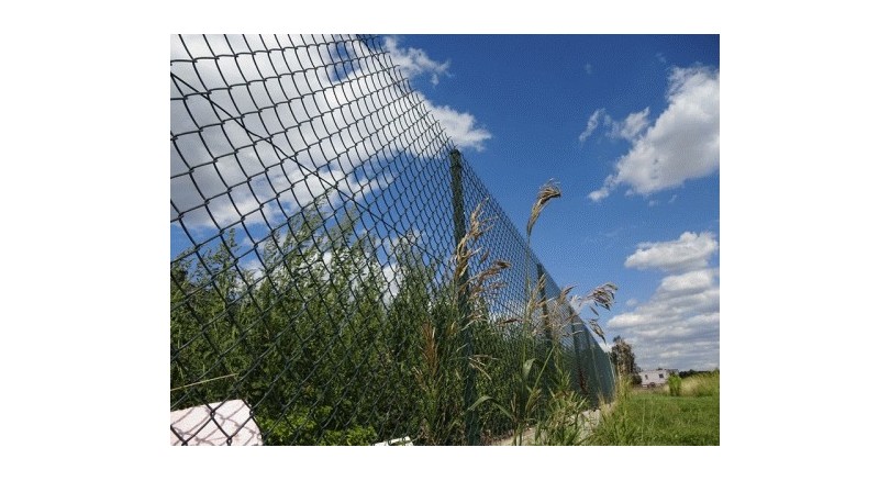 SIATKA PLECIONA – GDZIE ZNAJDUJĘ SWOJE ZASTOSOWANIE ? 