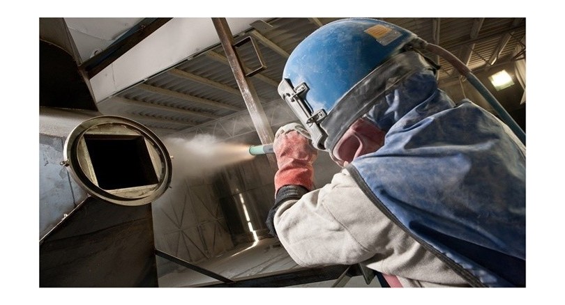 Piaskowanie ogrodzeń