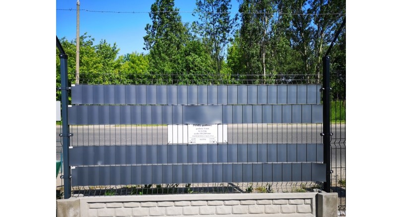 Czym zasłonić siatkę ogrodzeniową lub przęsła panelowe? 3 sprawdzone sposoby