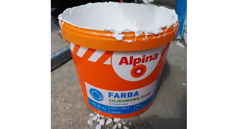 Jaką farbę wybrać do malowania płotów betonowych?