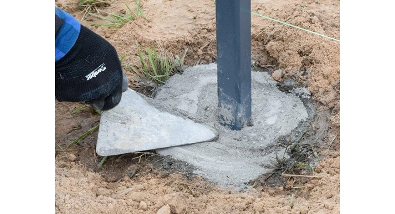Gotowy beton do słupków ogrodzeniowych: co warto o nim wiedzieć?