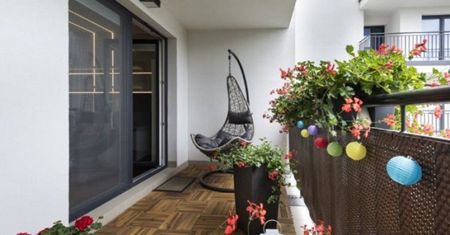 mata-balkonowa-niestandardowa