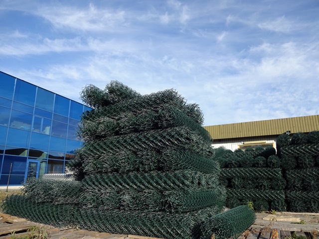 tania-siatka-powlekana-zielona